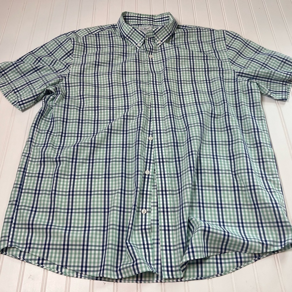 L.L. Bean Men’s XL Traditional Fit Shirt Short Sleeve Plaid 902